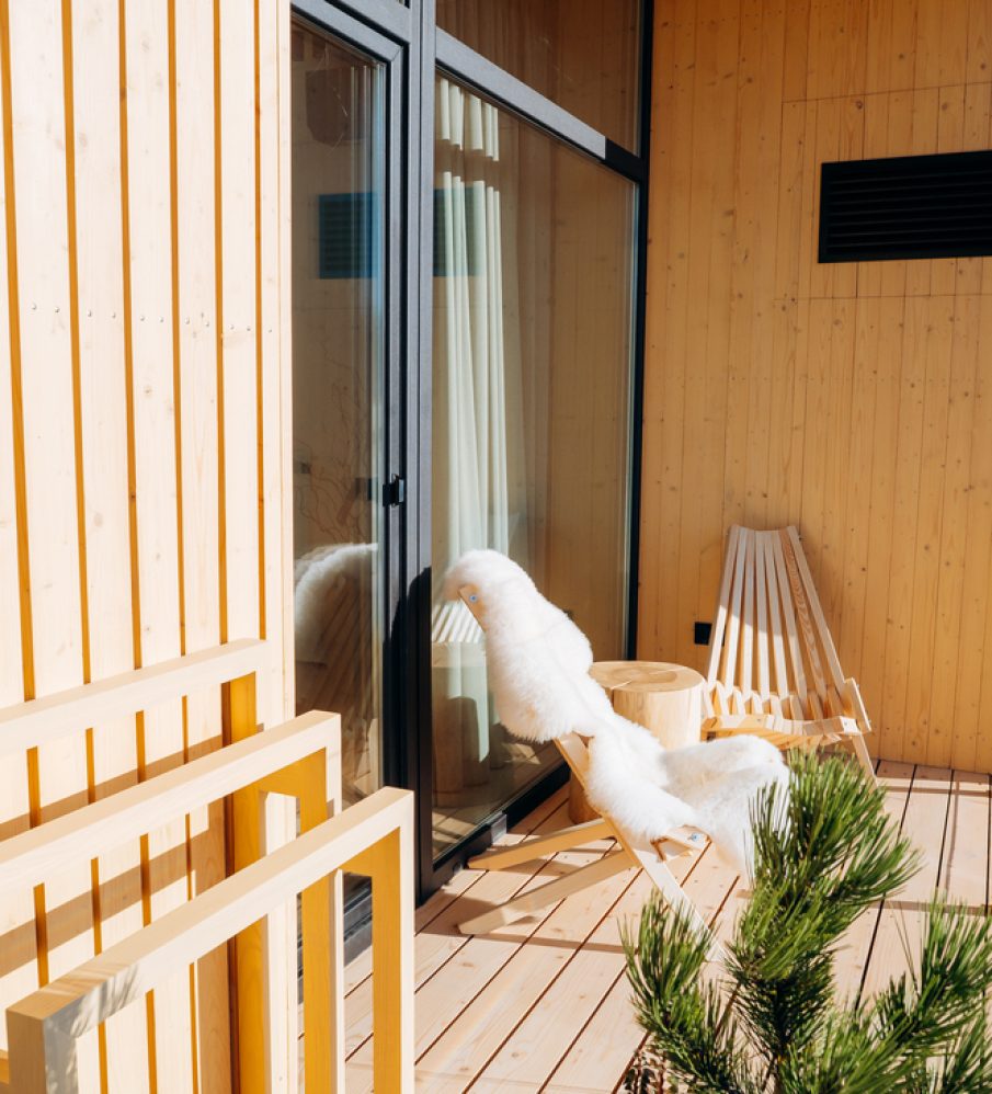 Crystal Bath Suite №102