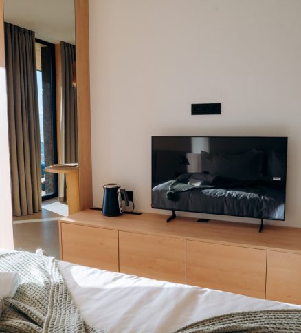 Romantic Luxury Suite №001 / №002